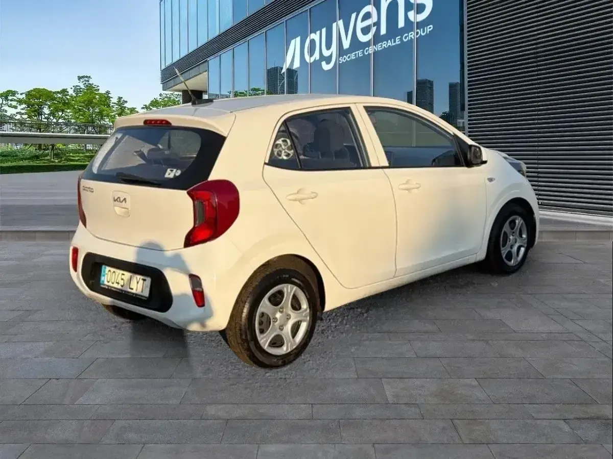 Usado Kia Picanto 67 CV (49 kW) 2022 Blanco Utilitario