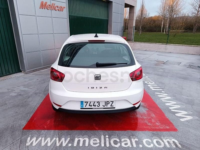 Usado Seat Ibiza Reference 75 CV (55 kW) 2016 Blanco Berlina