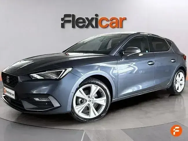 Usado Seat Leon FR 116 CV (85 kW) 2025 Gris Berlina