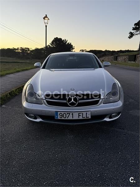 Usado Mercedes CLS350 272 CV (200 kW) 2005 Gris / plata Berlina