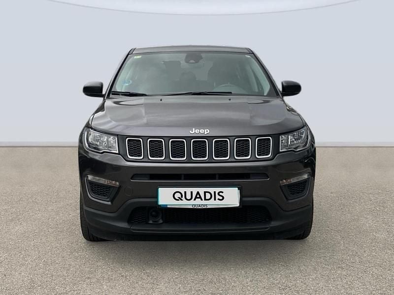 Begagnad Jeep Compass Sport 140 HK (102 kW) 2019 Grå SUV