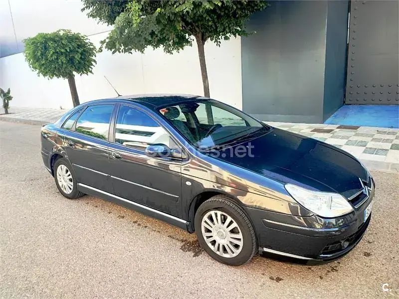 Usado Citroën C5 Exclusive 138 HP (101 kW) 2007 Preto Sedan