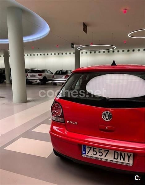 Usado VW Polo Match 75 CV (55 kW) 2005 Rojo Utilitario