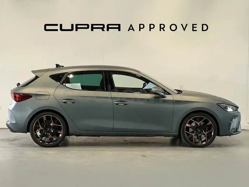 Usado Cupra Leon VZ 272 CV (200 kW) 2024 Verde Berlina