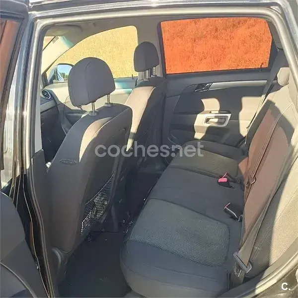 Usado Opel Antara Cosmo 150 CV (110 kW) 2007 Negro SUV
