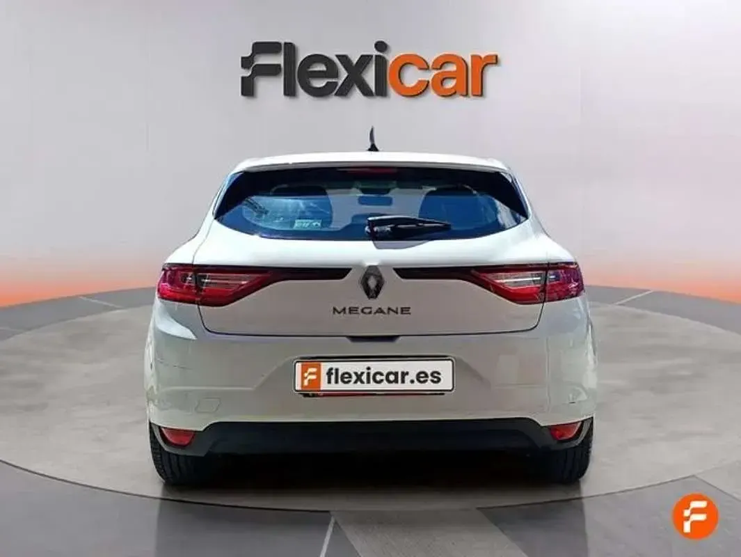 Usado Renault Mégane Intens 101 CV (74 kW) 2016 Blanco Utilitario
