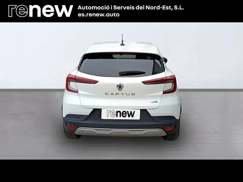 Usado Renault Captur Intens 145 CV (106 kW) 2022 Blanco SUV
