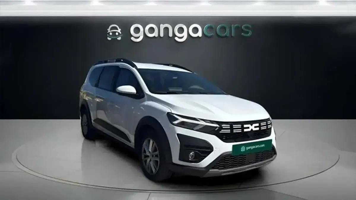 Usado Dacia Jogger Extreme 110 CV (80 kW) 2024 Blanco Monovolumen