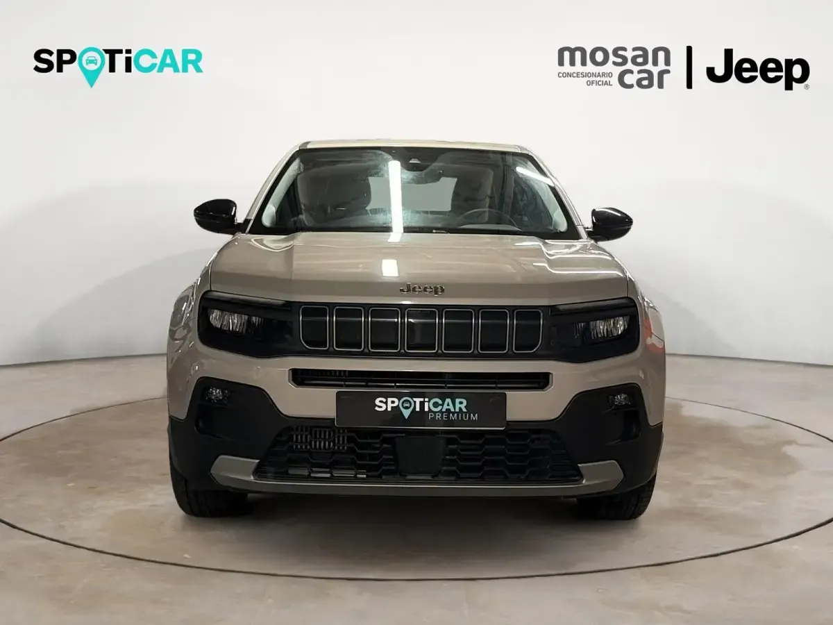 Usado Jeep Avenger Altitude 101 CV (74 kW) 2024 Rojo SUV
