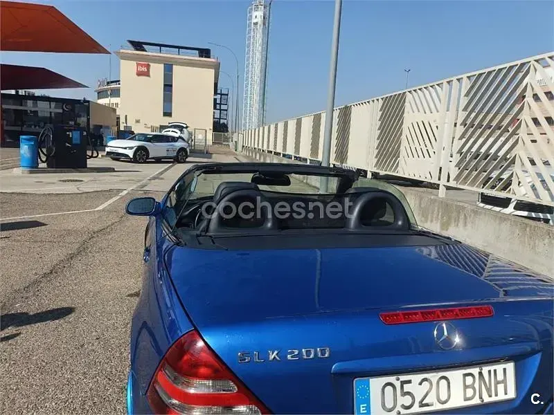Usado Mercedes SLK200 163 CV (119 kW) 2001 Azul Descapotable