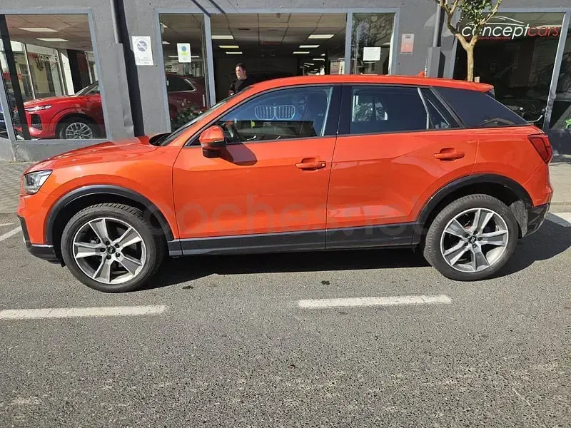 Usado Audi Q2 Advanced Plus 116 CV (85 kW) 2018 Naranja SUV