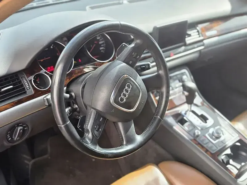 Usado Audi A8 233 CV (171 kW) 2007 Verde Berlina