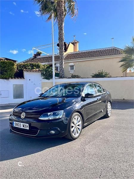 Usado VW Jetta Sport 160 CV (117 kW) 2014 Negro Berlina