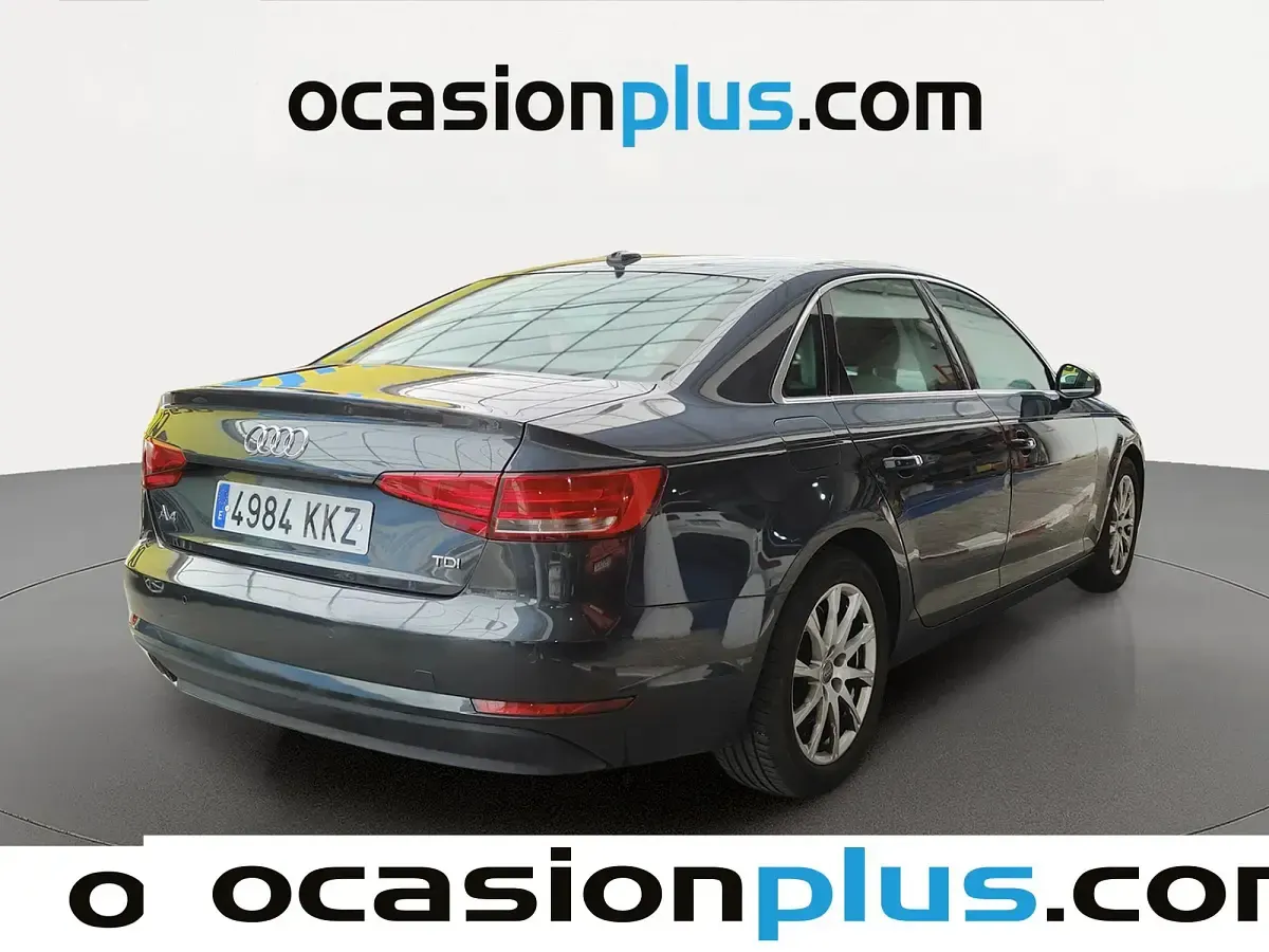 Usado Audi A4 Advanced 190 CV (139 kW) 2018 Gris Berlina