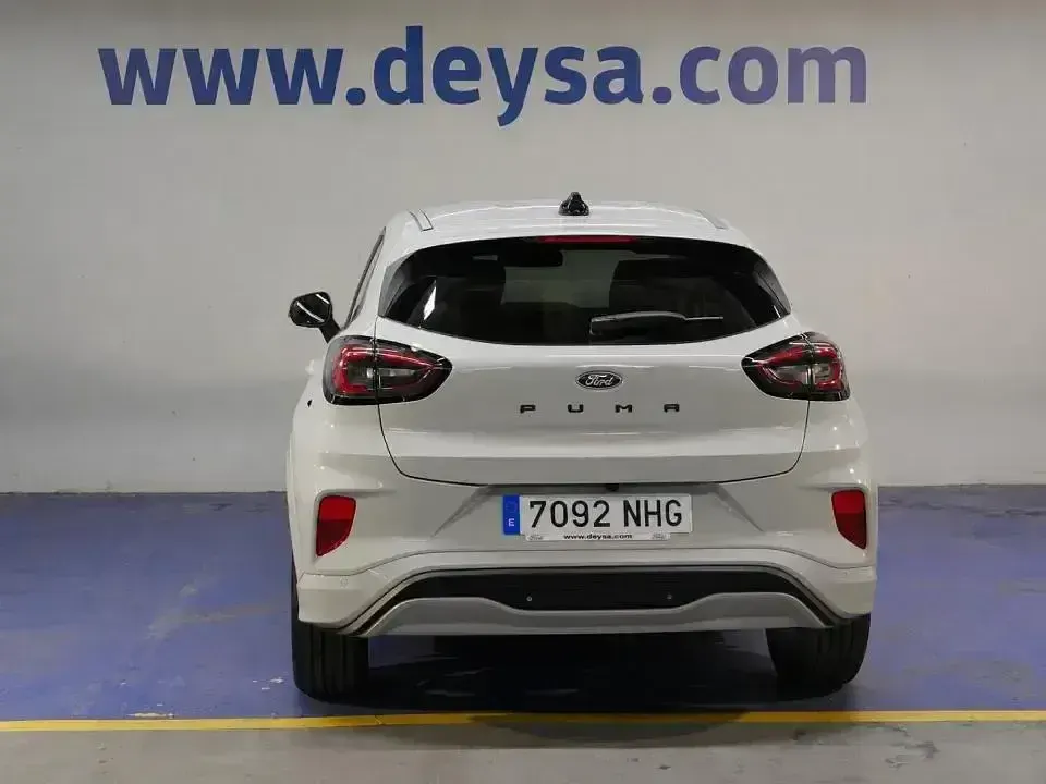 Usado Ford Puma ST-Line 125 CV (91 kW) 2025 Gris SUV