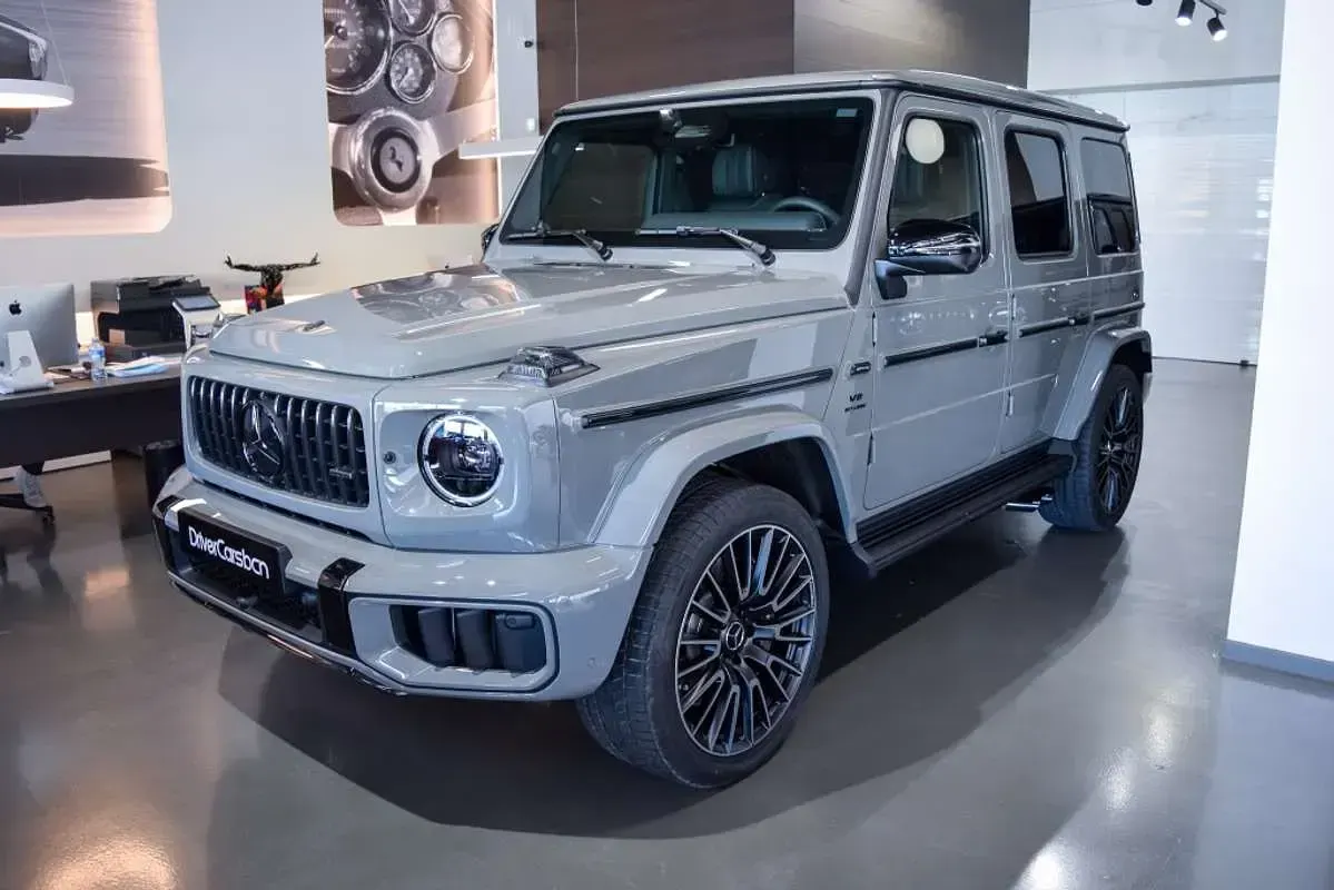 Nuevo Mercedes G63 AMG Exclusive 585 CV (430 kW) 2026 Gris SUV