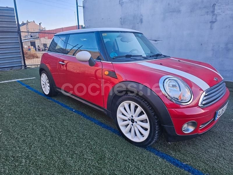 Rojo Usado 2006 Mini Cooper Utilitario | 6499 € (Caro) - Imagen 1/4