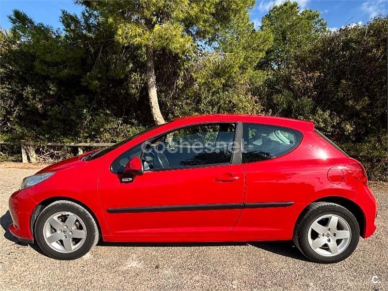 Usado Peugeot 207 Sport 95 CV (69 kW) 2008 Rojo Berlina