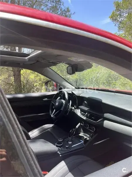Usado Alfa Romeo Stelvio Executive 190 CV (139 kW) 2019 Rojo SUV