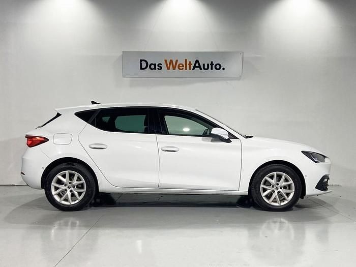 Usado Seat Leon Style 116 CV (85 kW) 2025 Blanco