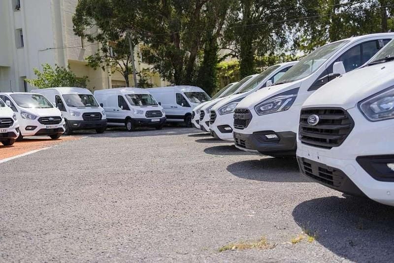 Blanco Nuevo 2025 Ford Transit Custom Trend Familiar | 43.700 € - Imagen 1/1