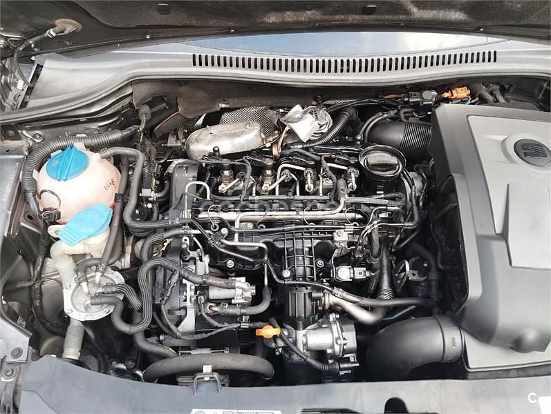 Usado Seat Leon Copa 90 CV (66 kW) 2012 Gris / plata Berlina