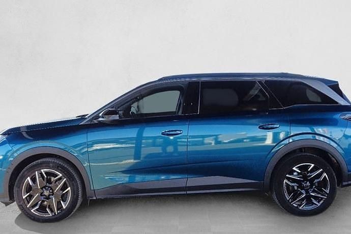Usado Peugeot 5008 Allure 145 CV (106 kW) 2025 Azul SUV
