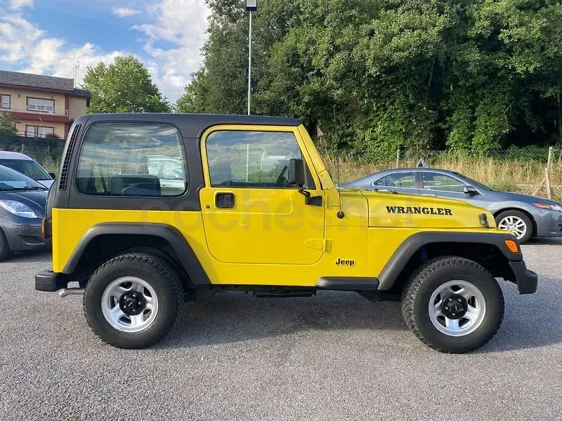 Usado Jeep Wrangler 121 CV (88 kW) 1998 Amarillo SUV