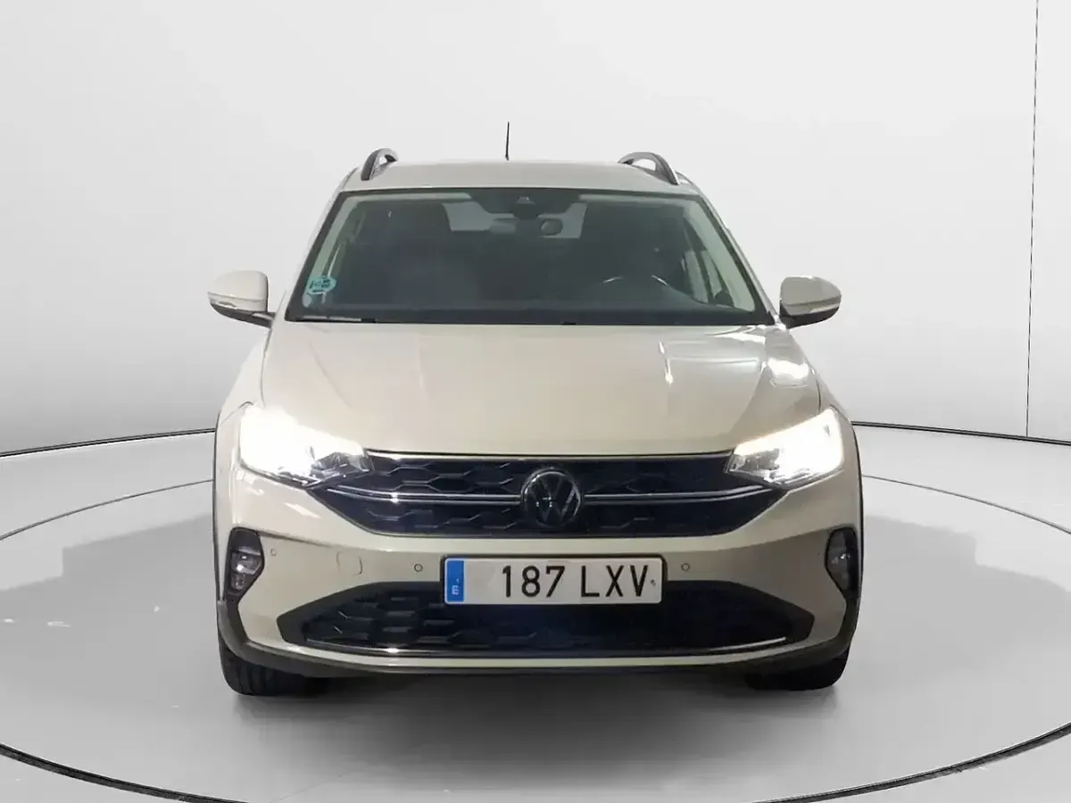 Usado VW Taigo Life 110 CV (80 kW) 2022 Beige SUV
