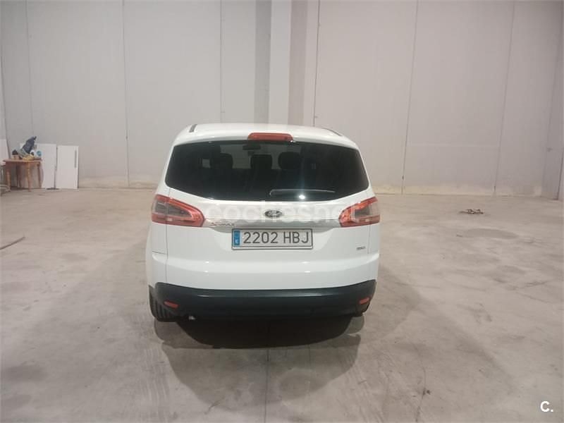 Usado Ford S-MAX Titanium 140 CV (102 kW) 2011 Blanco Monovolumen