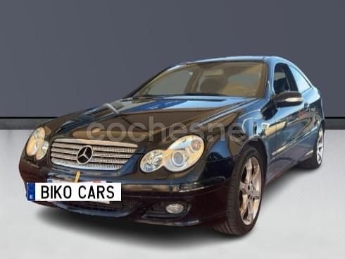 Negro Usado 2005 Mercedes C220 Berlina | 6999 € (Precio justo) - Imagen 1/4
