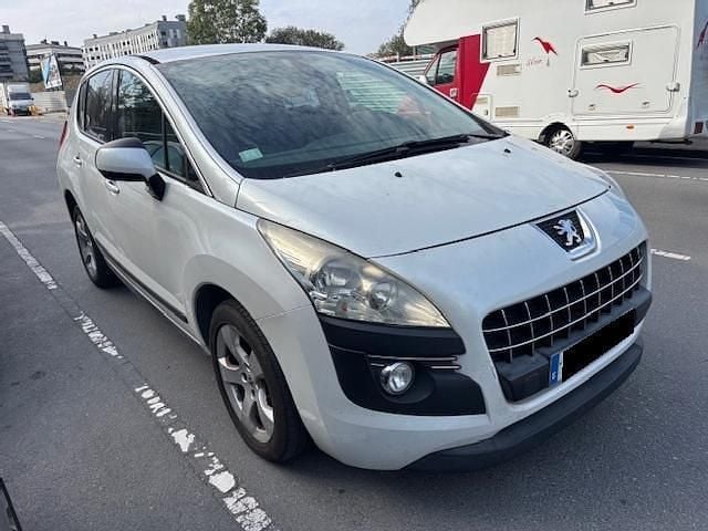Blanco Usado 2011 Peugeot 3008 Premium Monovolumen | 4800 € (Super precio) - Imagen 1/4