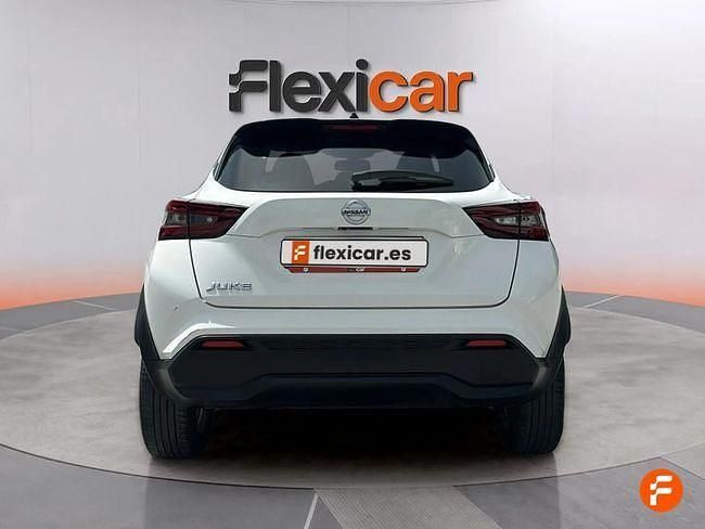 Usado Nissan Juke Acenta 114 CV (83 kW) 2021 Blanco SUV