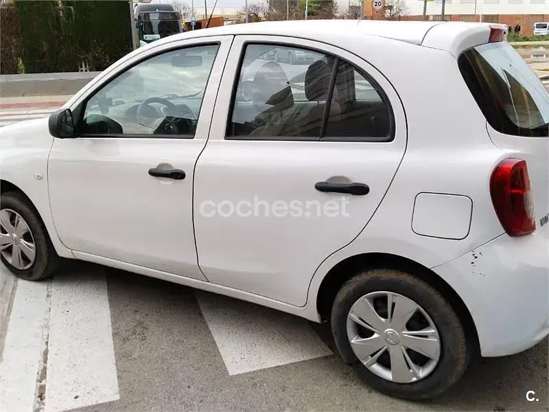 Usado Nissan Micra Acenta 80 HP (58 kW) 2016 Branco Citadino