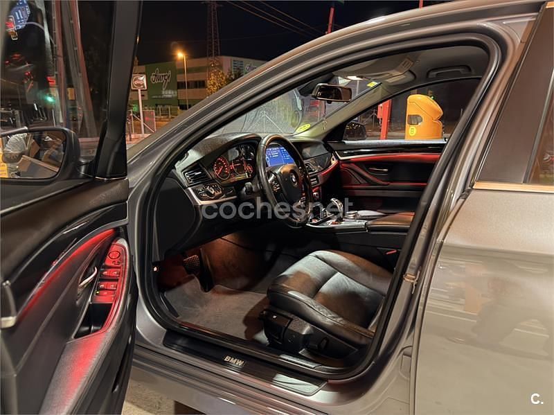 Usado BMW 520 Sport Line 184 CV (135 kW) 2012 Gris / plata Berlina