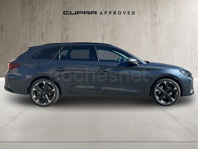 Nuevo Cupra Leon 150 CV (110 kW) 2025 Gris / plata Familiar