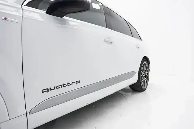 Usado Audi Q7 S-Line 272 CV (200 kW) 2017 Blanco SUV