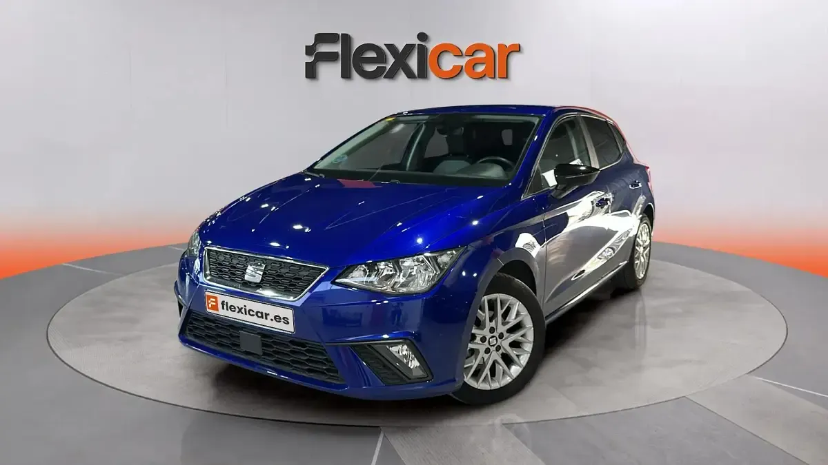Usado Seat Ibiza Business 95 CV (69 kW) 2020 Azul Utilitario