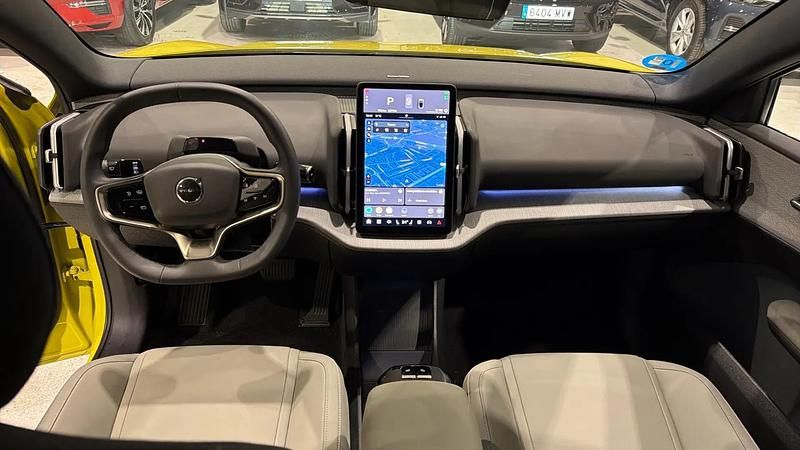 Usado Volvo EX30 Plus 200 kW (272 CV) 2024 SUV
