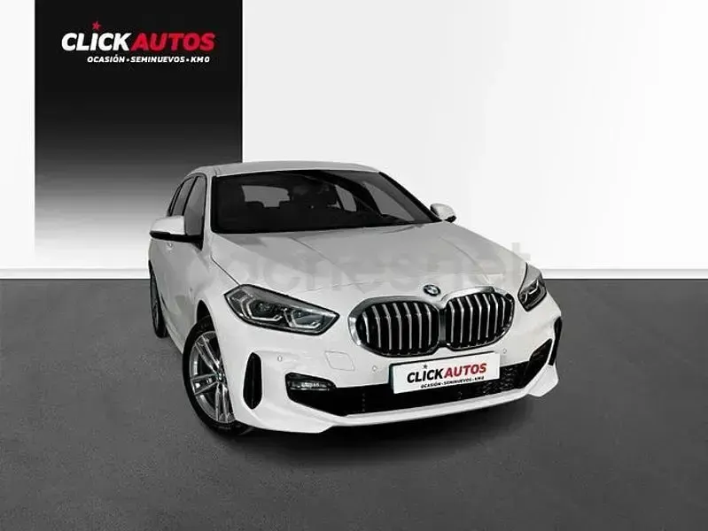 Usado BMW 118 Shadowline 150 CV (110 kW) 2023 Blanco Berlina