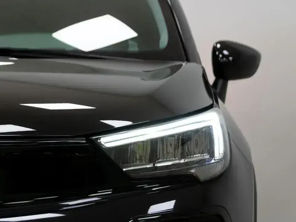 Usado Opel Crossland 110 CV (80 kW) 2023 Otro SUV