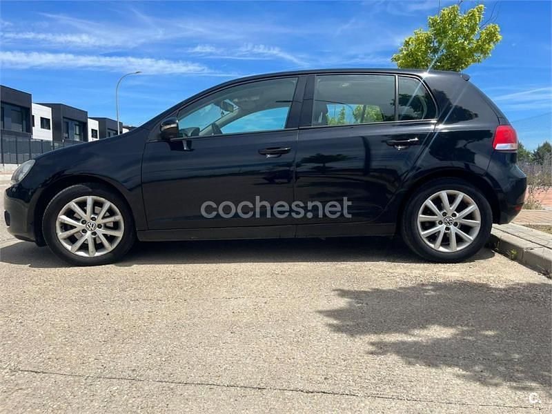 Usado VW Golf Plus Cross Advance 105 CV (77 kW) 2012 Negro Monovolumen