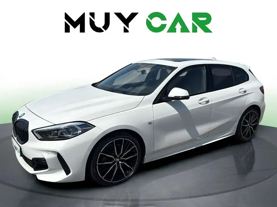 Usado BMW 118 Executive 150 CV (110 kW) 2021 Blanco Utilitario