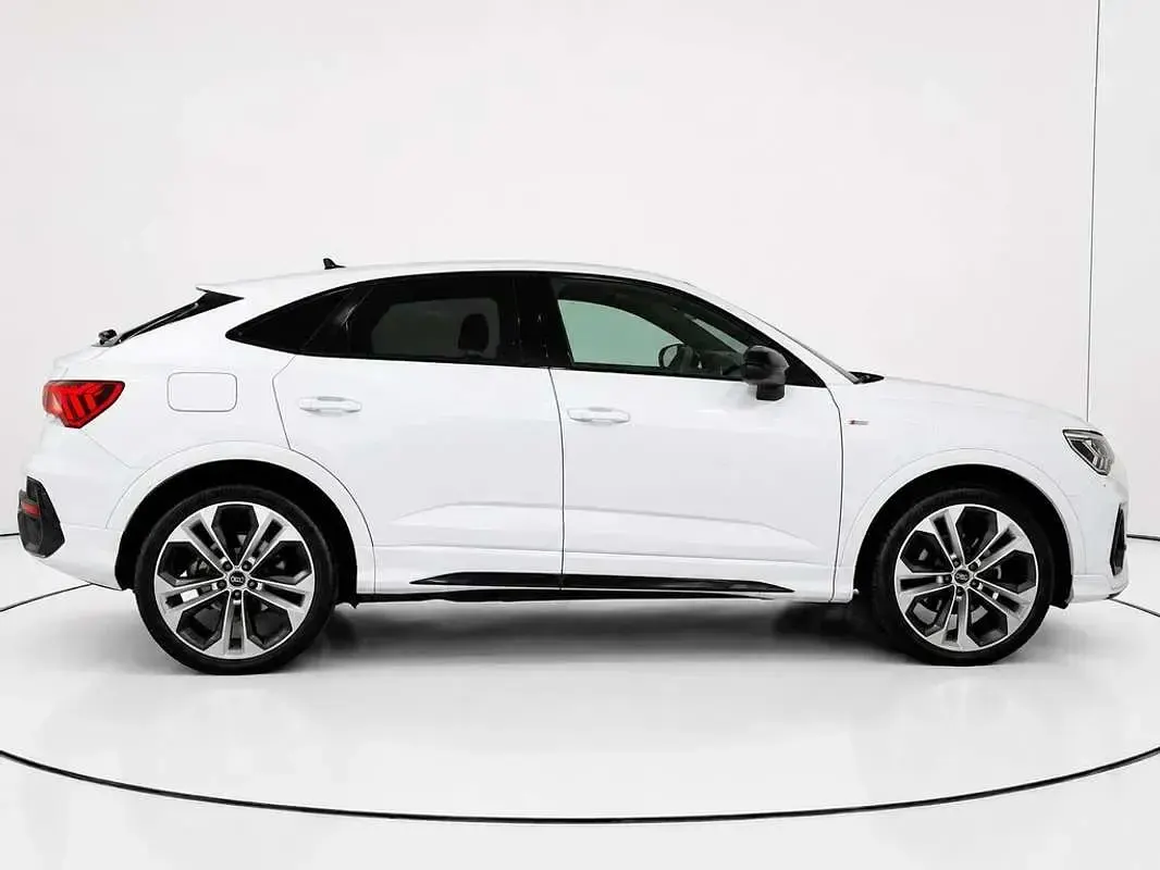 Usado Audi Q3 Sportback Ambiente 150 CV (110 kW) 2024 Blanco SUV