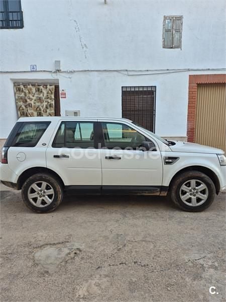 Usado Land Rover Freelander 2 S 150 CV (110 kW) 2013 Blanco SUV