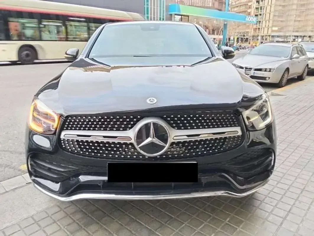 Usado Mercedes GLC200 197 CV (144 kW) 2022 Negro SUV