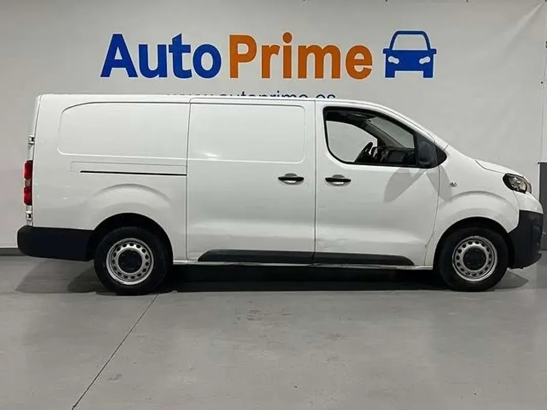 Usado Peugeot Expert Premium 122 CV (89 kW) 2019 Blanco Van