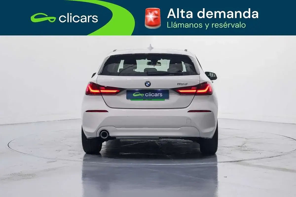Usado BMW 116 116 CV (85 kW) 2023 Blanco Utilitario