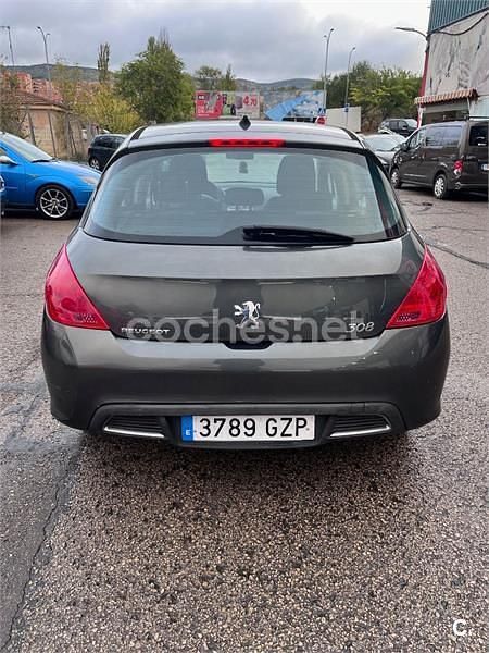 Gris / plata Usado 2010 Peugeot 308 Sportium Berlina | 4000 € (Buen precio) - Imagen 1/4