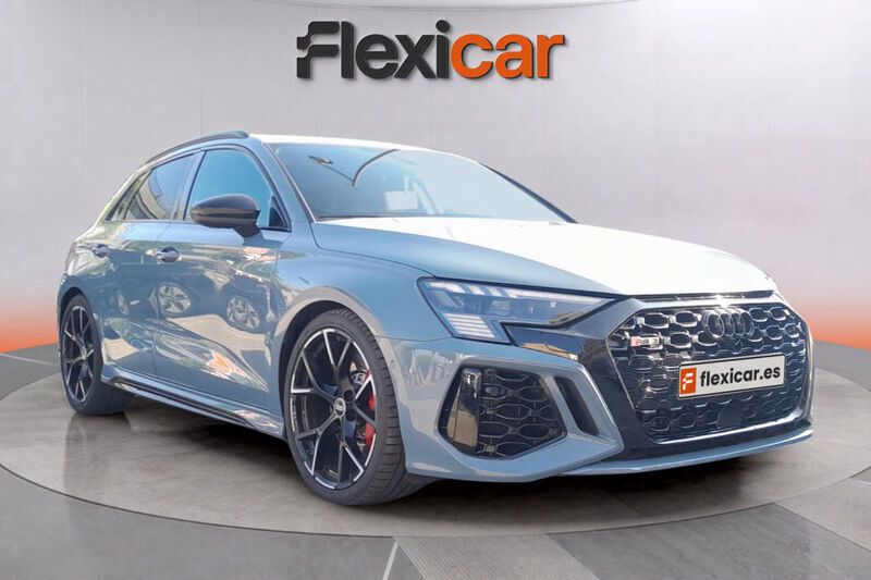 Azul Usado 2022 Audi RS3 Sportback Utilitario | 52.990 € (Caro) - Imagen 1/4